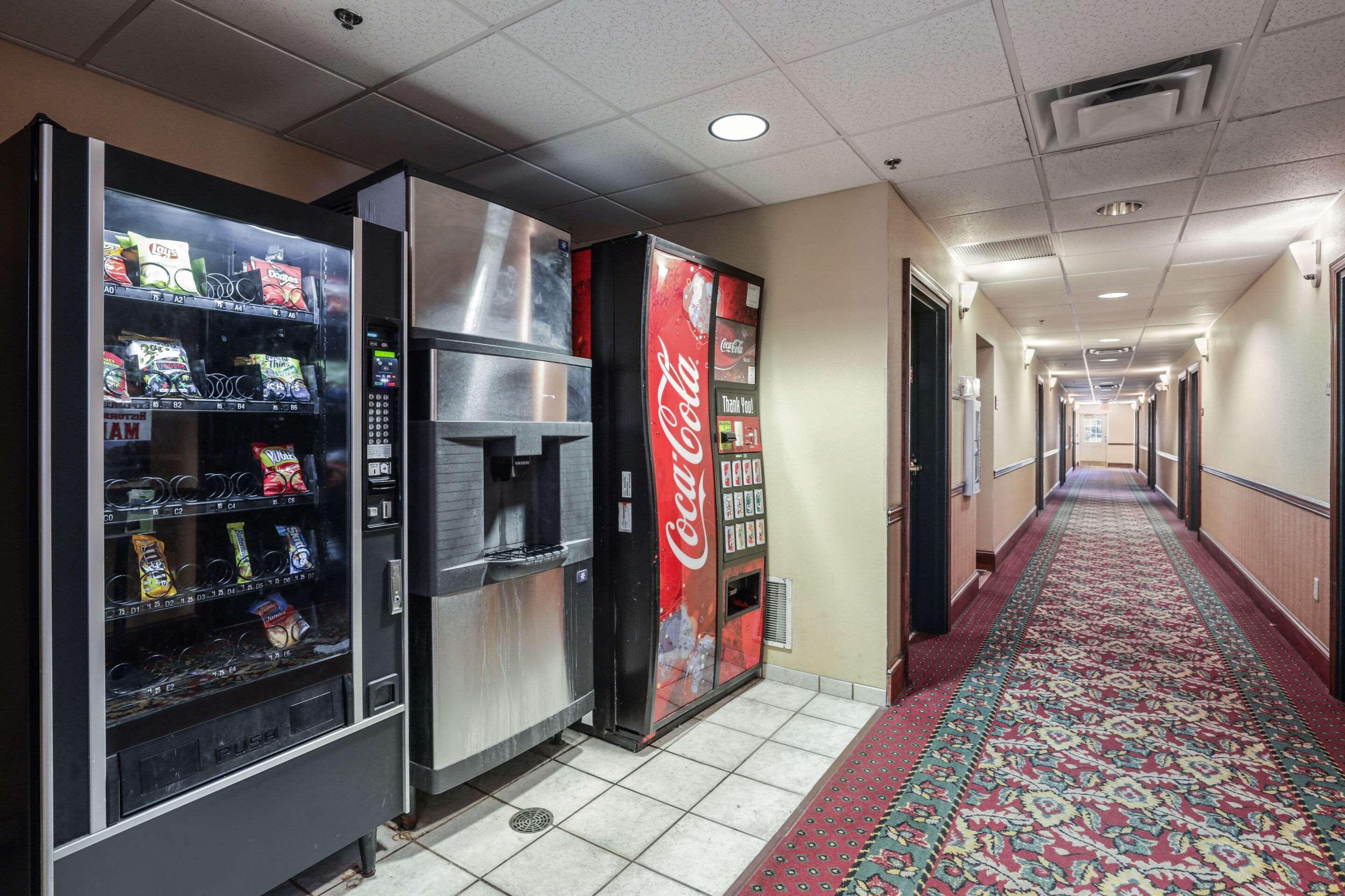 Econo Lodge Inn&Suites - Marianna Extérieur photo